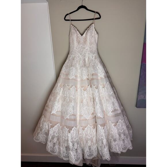 NEW Unaltered ALLURE Bridals Champagne / Ivory 9400 Wedding Ballgown Dress 14 - Picture 2 of 16
